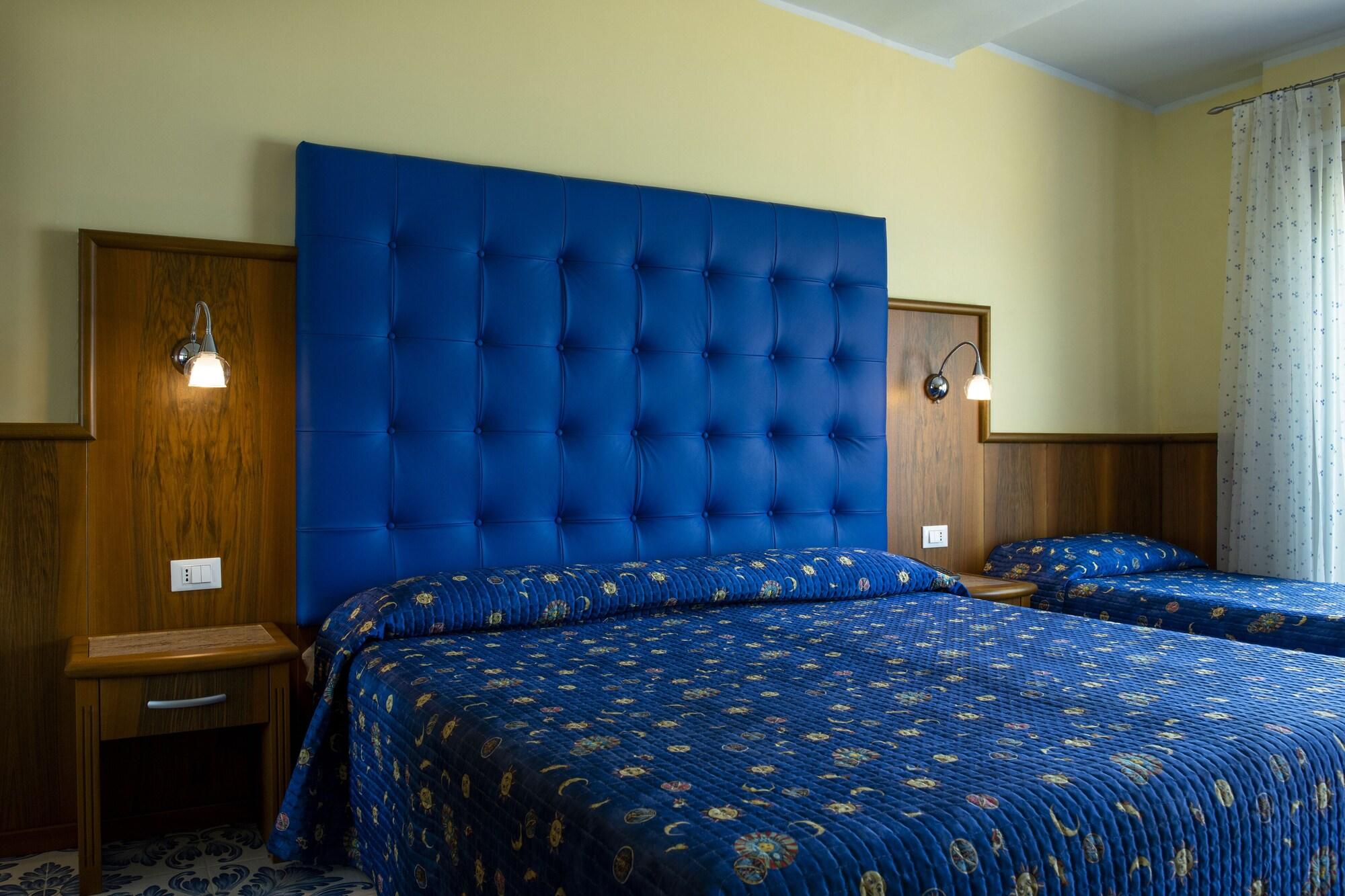 Hotel Panoramic Giardini Naxos Eksteriør billede
